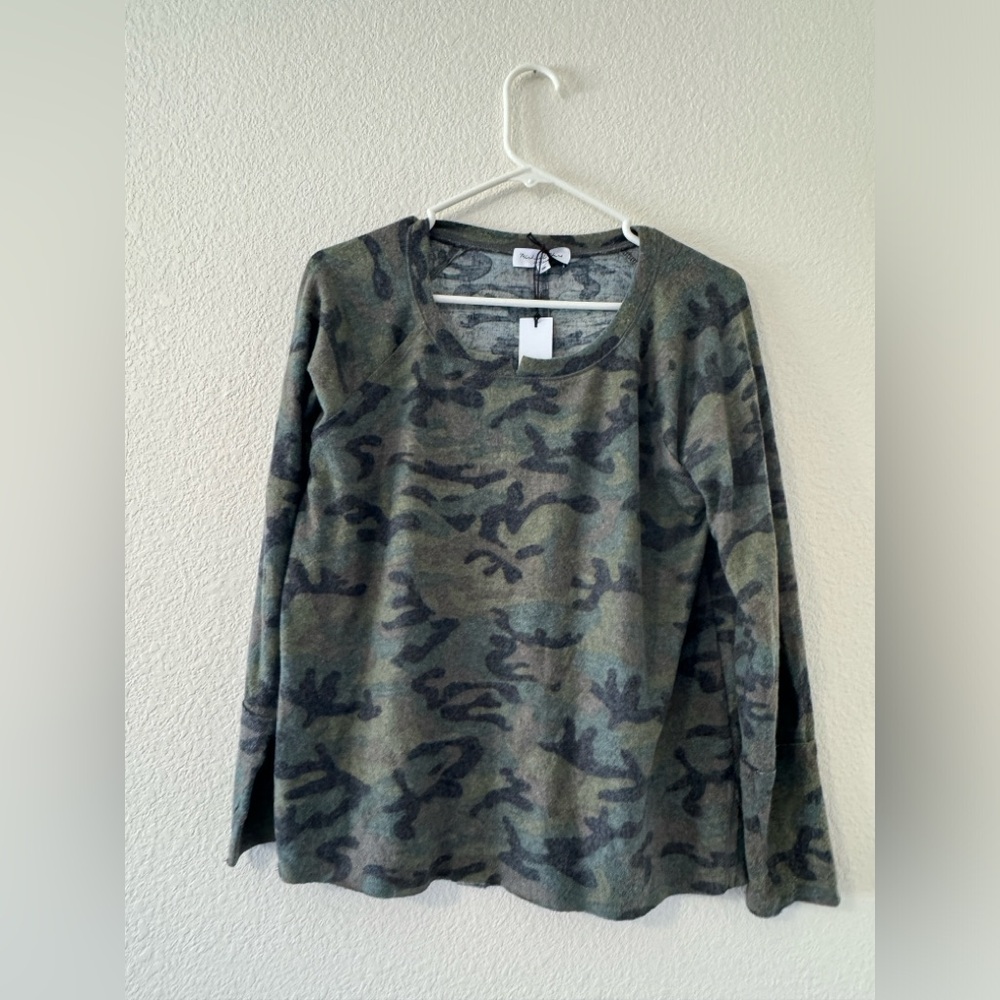 Michael Stars Los Angeles New Green ARMY CAMO Long Sleeve MP